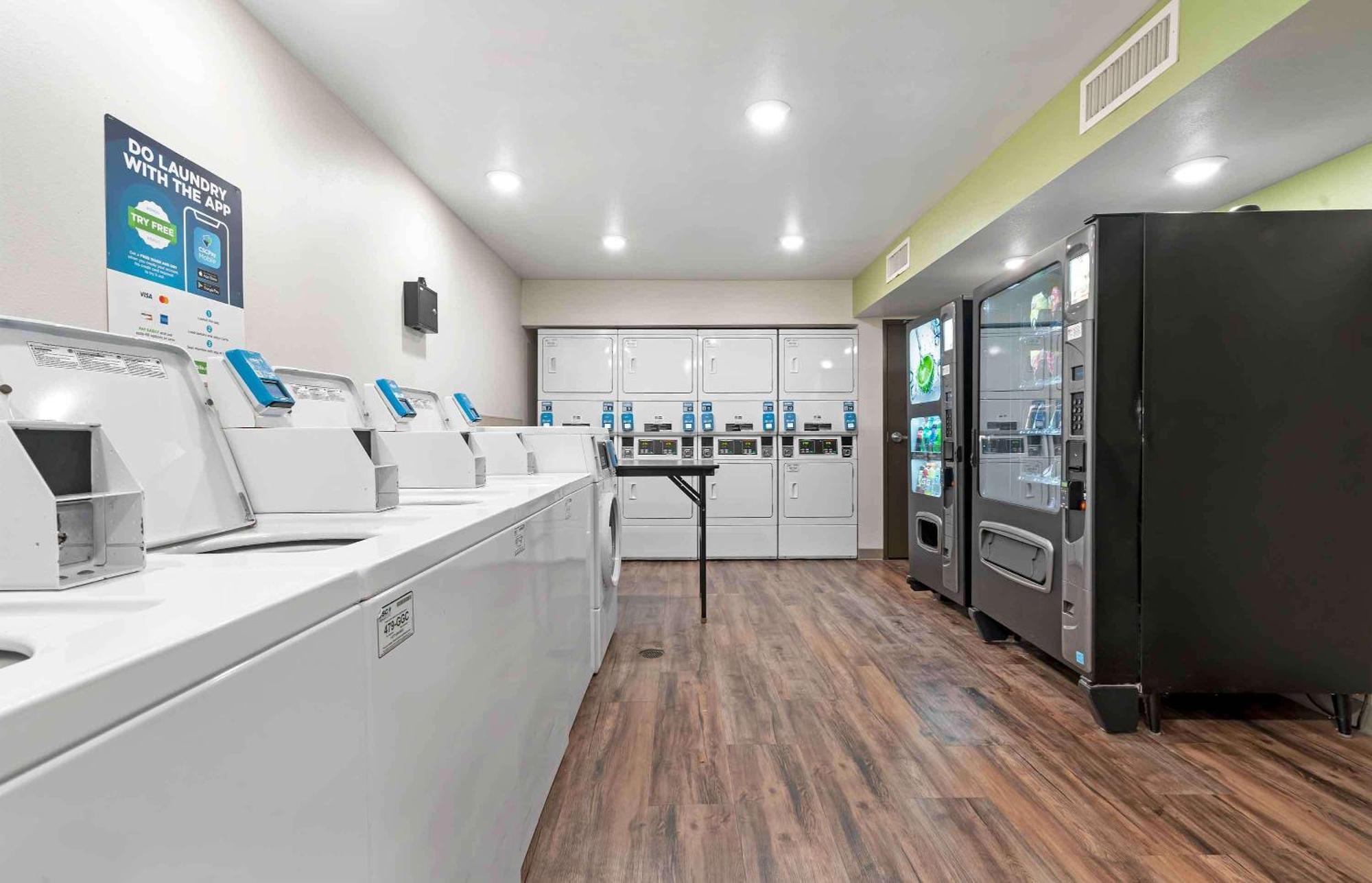 Extended Stay America Select Suites - Orlando - Airport Luaran gambar